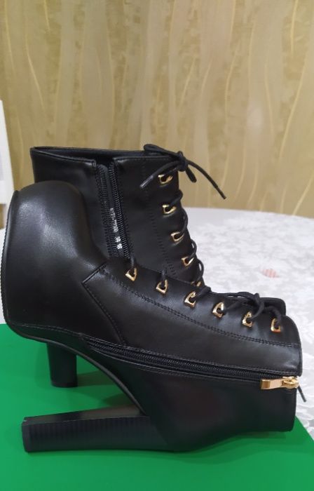 Новые сапоги женские