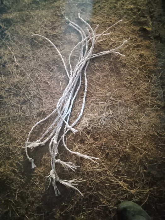 Верёвки сделано руками 200см