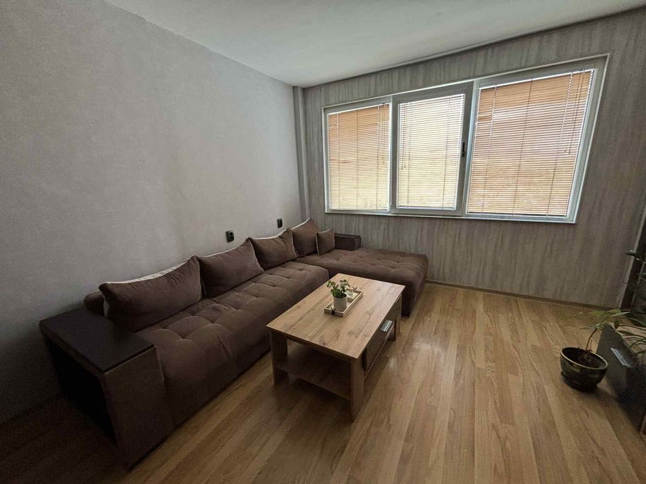 Продава се Двустаен апартамент в Радомир - 56 кв.м за 501 €/кв.м - Снимка #1