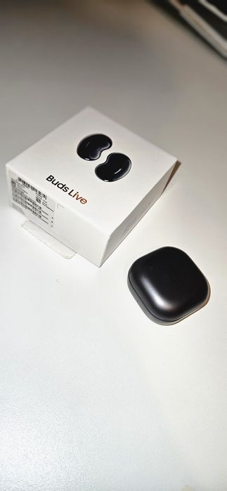 Samsung buds live