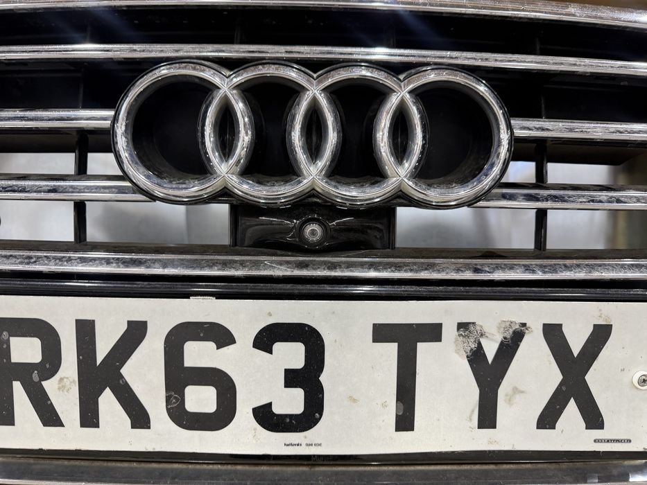 Оборудвана здрава Предна броня Audi A8 D4. 2014 Г