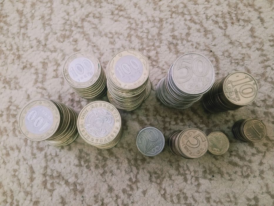 Банкноты  KZ серия :  L L