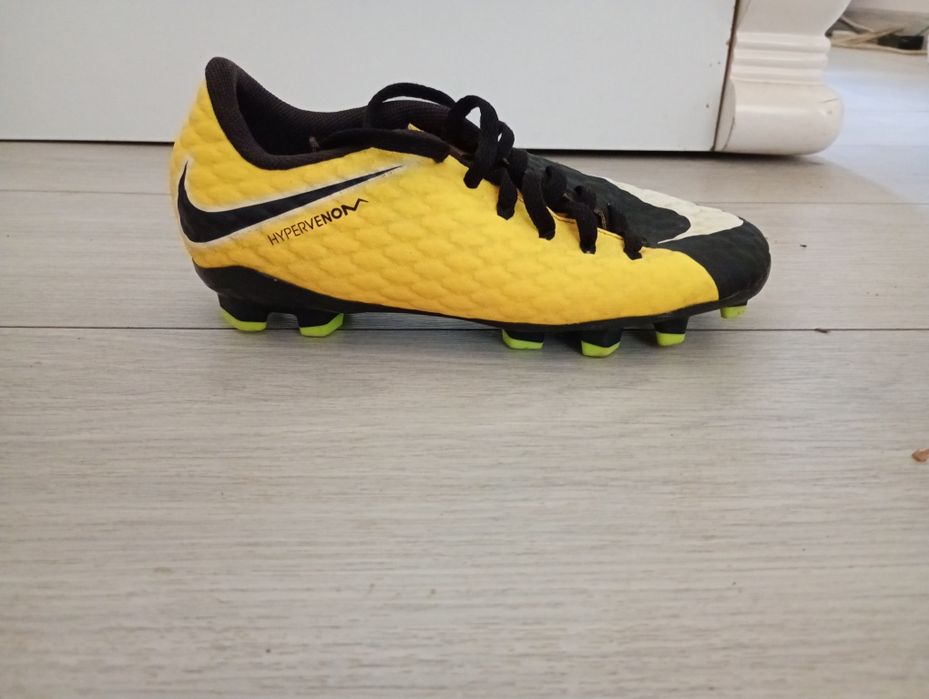 Бутонки Nike Hipervenom III FG