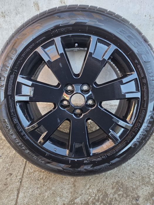 Vând Mitsubishi Outlander