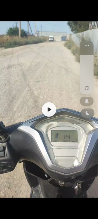 продам мопед м8 скутер