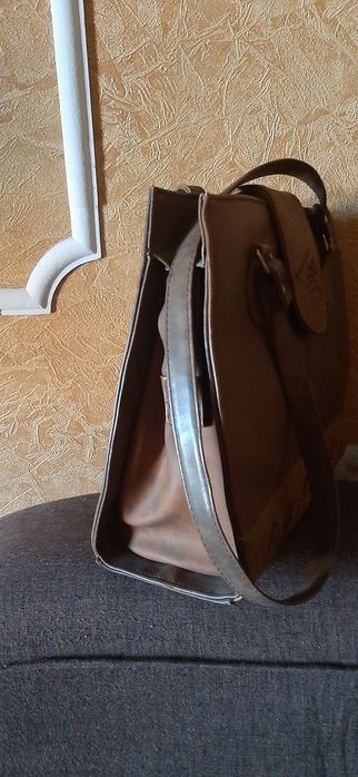 Женская модельная сумка