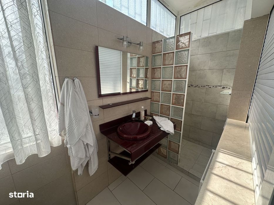 3 camere| 108 mp|Lângă Intercontinental&Universitate |Ideal investitie