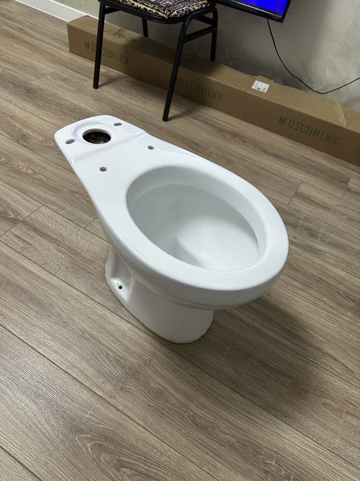 Продам хороший унитаз