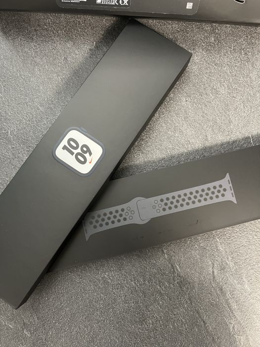 Apple Watch Series 7 Nike edition