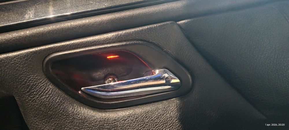 Schimb cu E60 sau vând