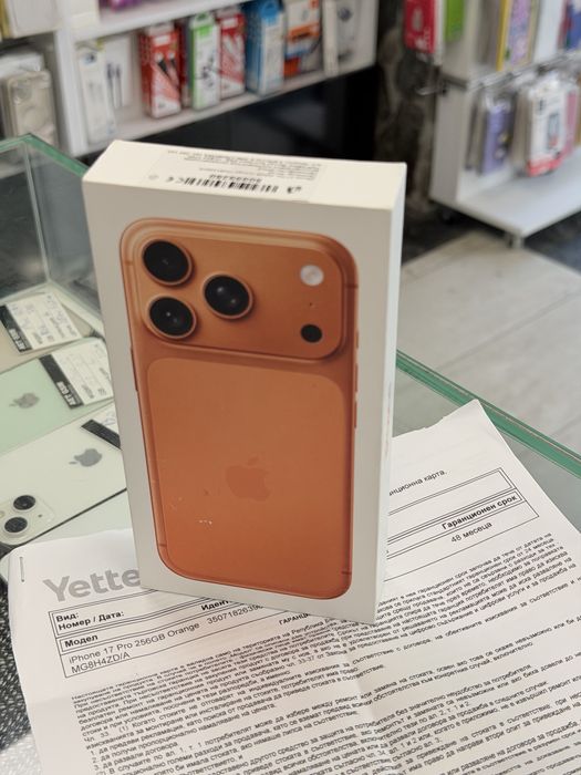 Apple iPhone 17 Pro 256GB Orange Чисто Нов!