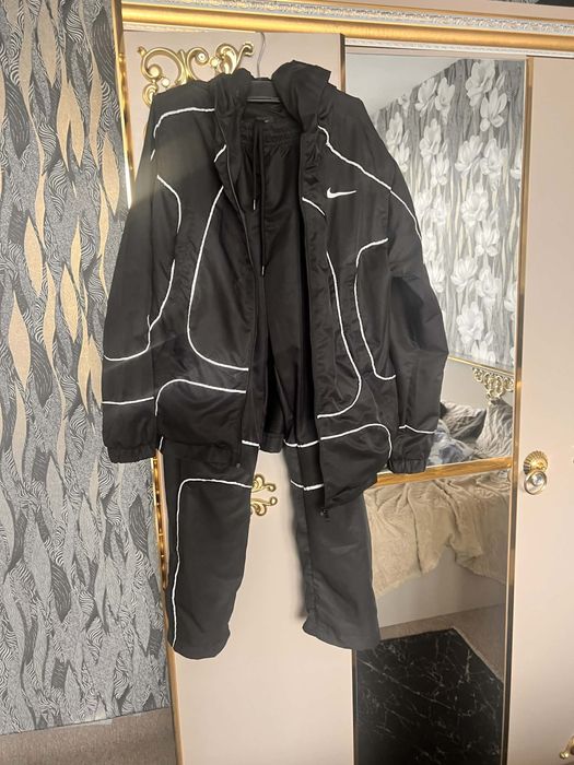 Nike tech Woven много добра материя почти като оргинала