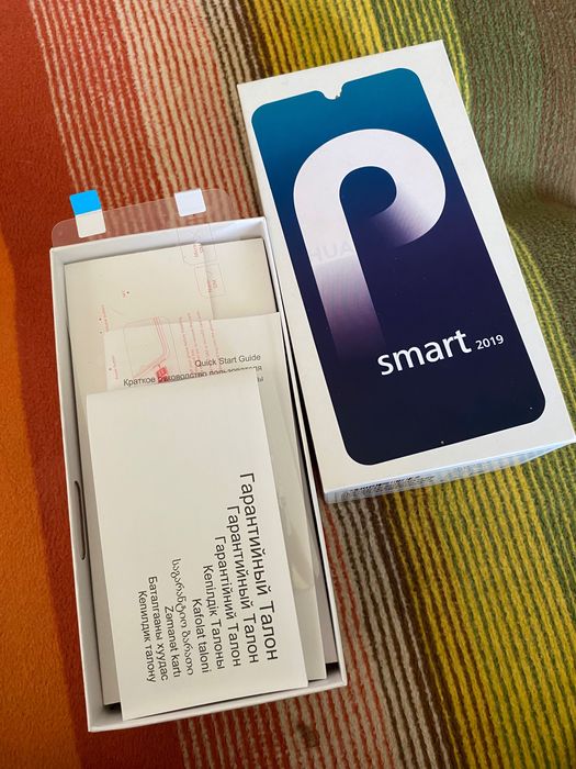 Продам телефон ,HUAWEI P smart 2019