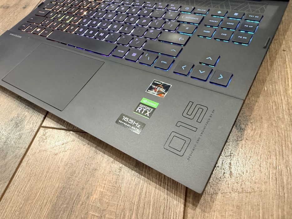 15.6 QHD/ RYZEN 7 5800H / RTX3060/ 16 GB RAM/ 512GB/ HP OMEN