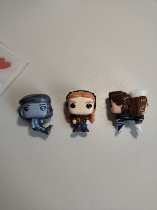 Продаю игрушки Киндер осд