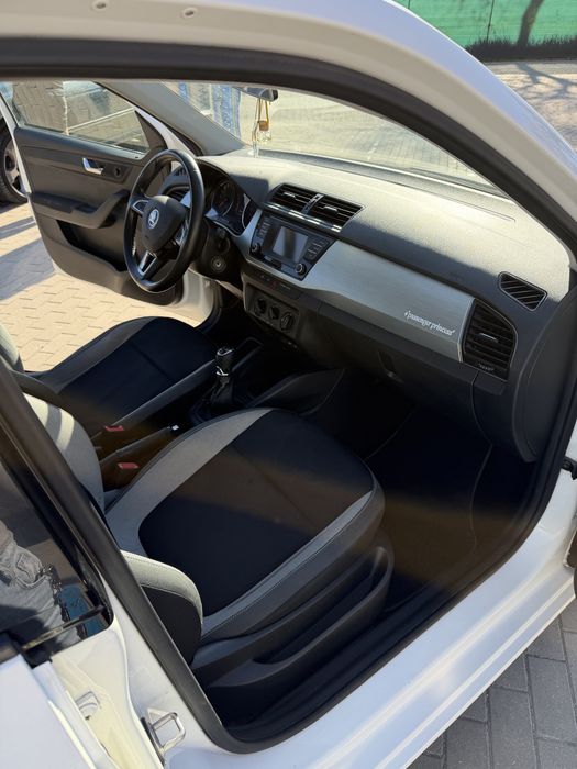Skoda Fabia 1.4tdi 2016 Navi. Bluetooth.Front Assist. Euro 6.
