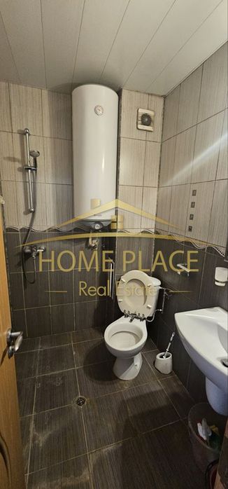 Продава се Двустаен апартамент в Варна, Бриз - 64 кв.м за 2735 €/кв.м - Снимка #2