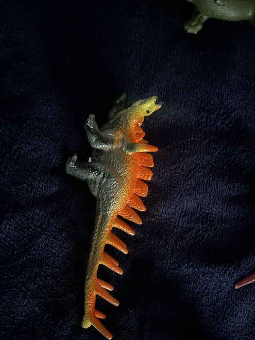 Dinozauri 25-30 cm cu sunete, lot 3 buc