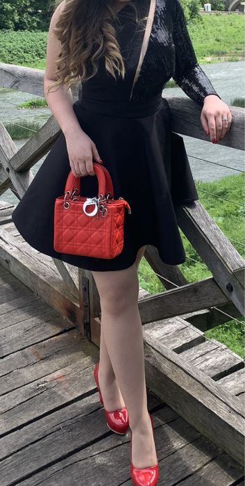 Официална Рокля с 1 Ръкав - М размер