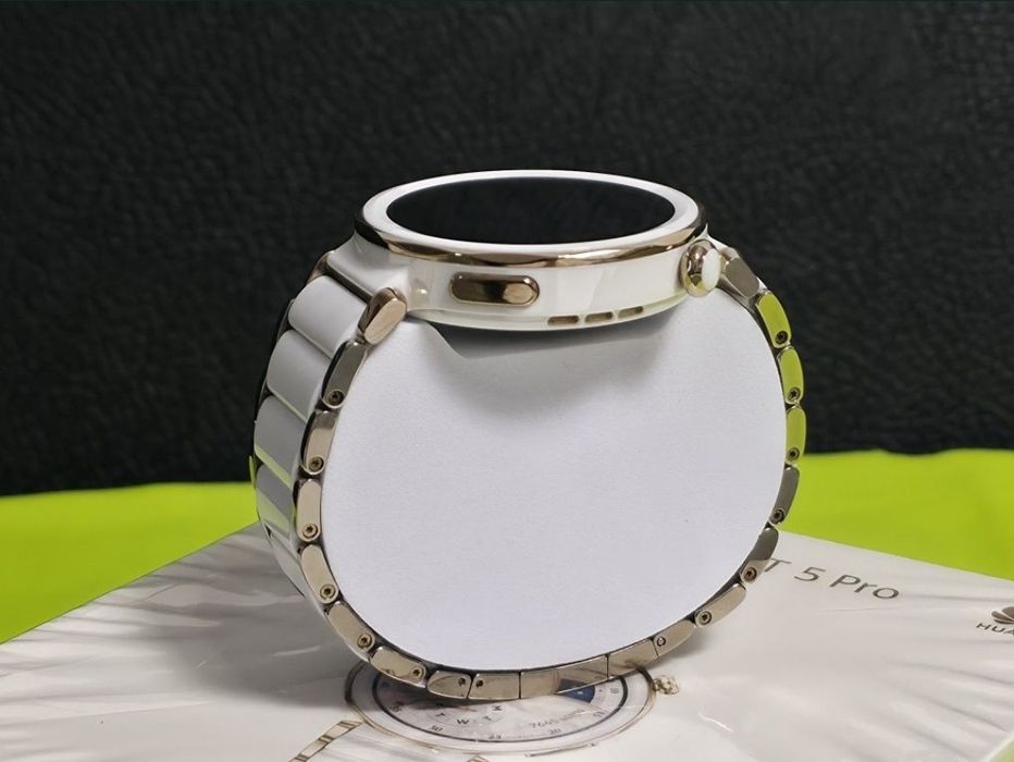 КАТО НОВ 42mm Huawei watch GT 5 Pro Yettel Гаранция '27 Ceramic White