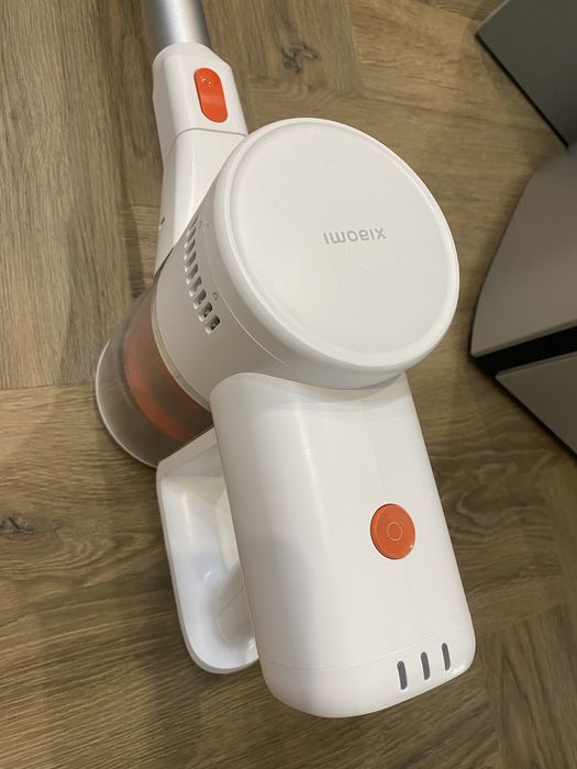 Прдается пылесос xiaomi