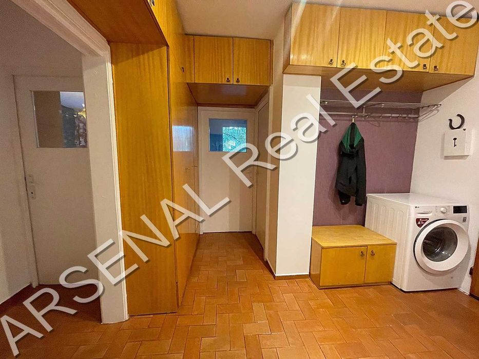 Дава се под наем Тристаен апартамент в София, Дианабад - 82 кв.м за 700 € - Снимка #1