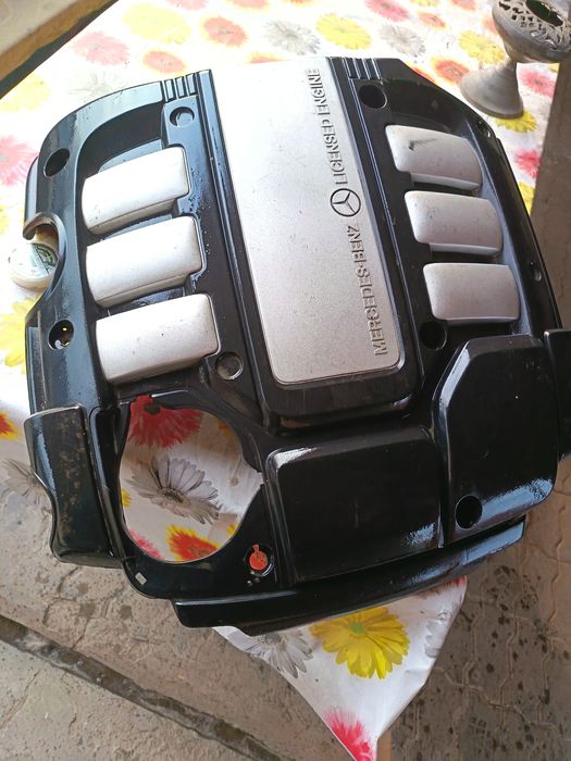 Кожух-декор двигателя - 109 мерседес