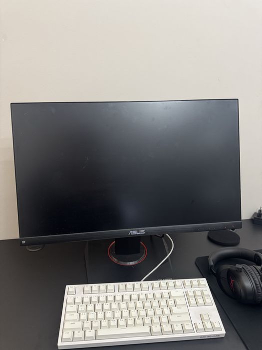 Продам монитор от Асус 144гц
