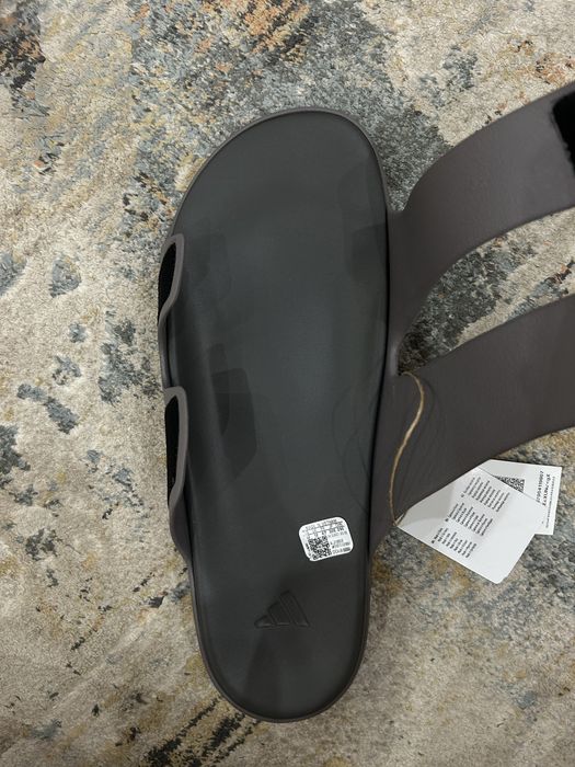 Шлепанцы Znscape Adidas