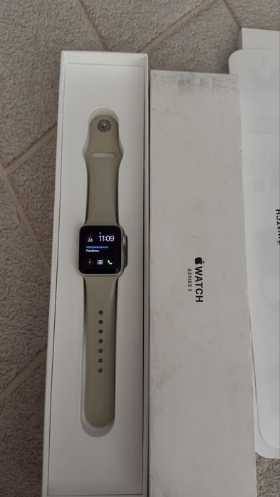 Apple Watch Series 3 (42mm)