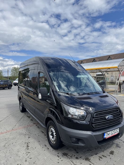 Vând ford transit