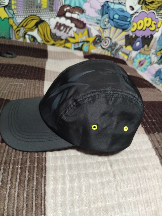 Продам кепку Reebok