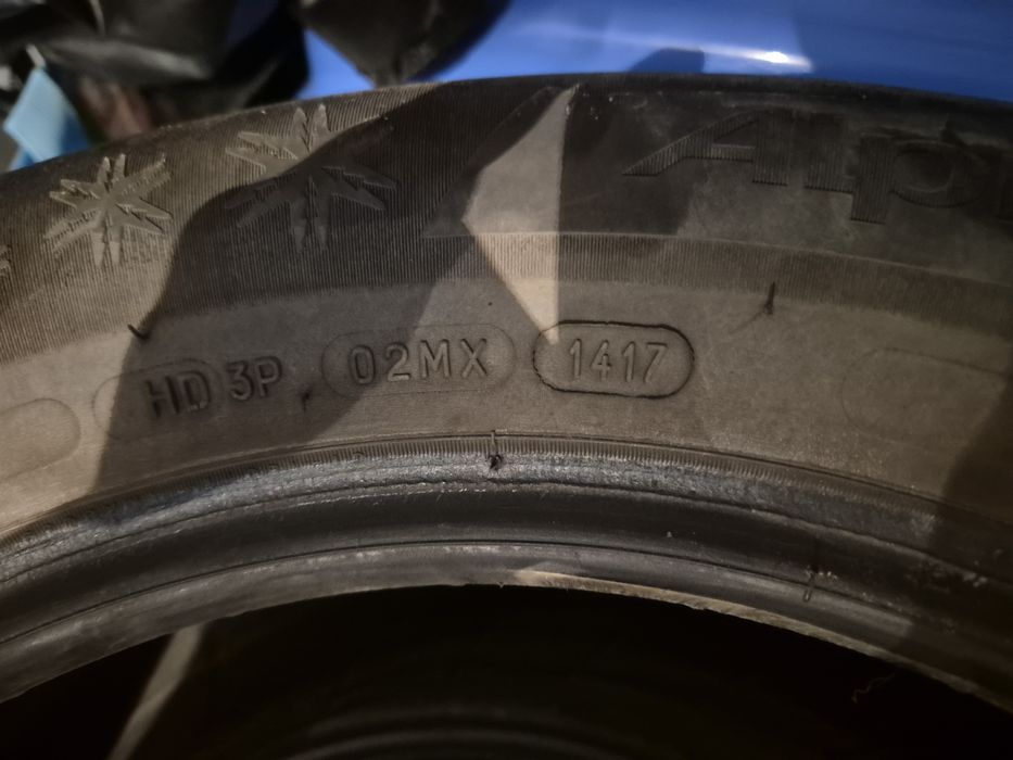 Употребявани зимни гуми Michelin и летни Continental 205/55/R16