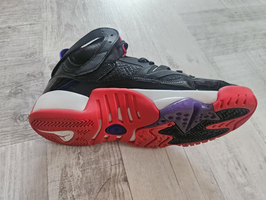 Air Jordan sneakers WMNS JUMPMAN TWO TREY