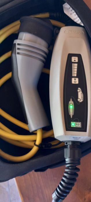 Зарядни за електрически автомобили BMW VOLVO HYNDAI