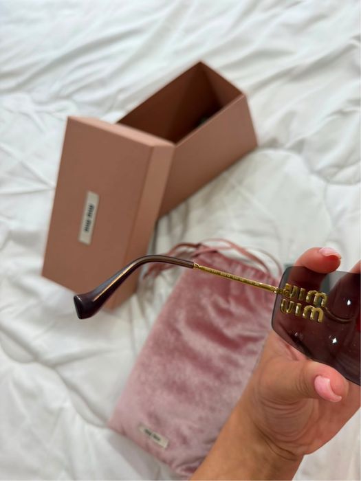 Слънчеви очила Miu Miu