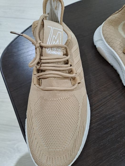 Продам новые красотки 44 размер