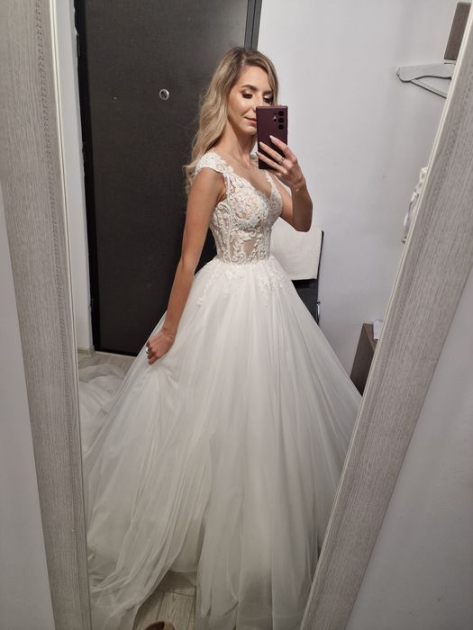 Vând rochie mireasa