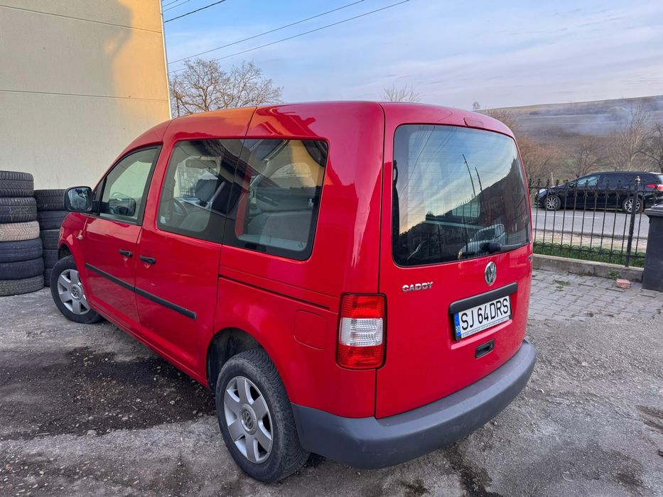 Vw caddy  1,4 benzina  din 2009