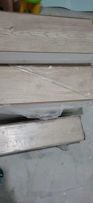 Ламинат новый сатылады