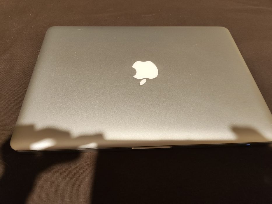 Apple MacBook pro 13 inch 2012