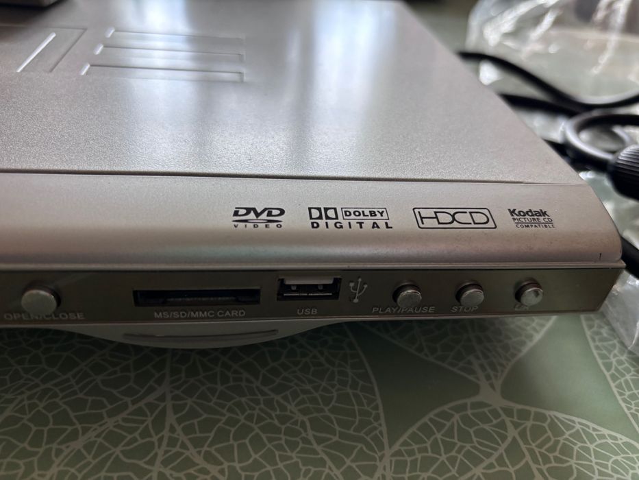 DVD / DivX player