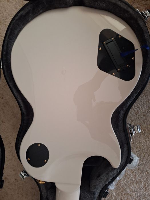 Epiphone Matt Heafey Les Paul Custom 7 string bone white