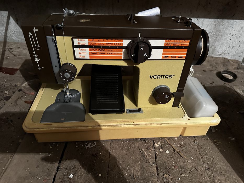 Швейная машина Veritas