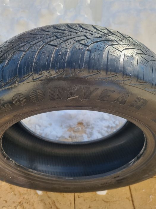Cauciucuri Iarna Goodyear 205 55 R16