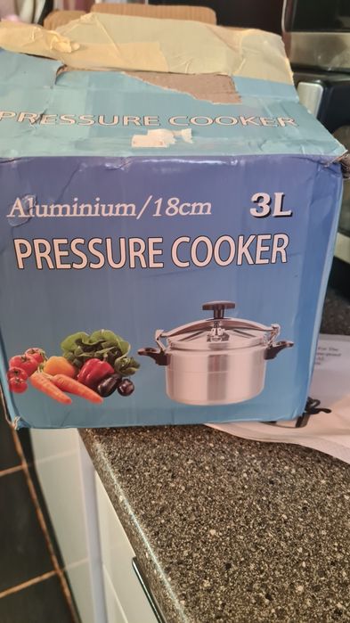 Oală sub presiune inox, stare nou