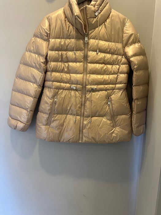 Яке зимно Moncler