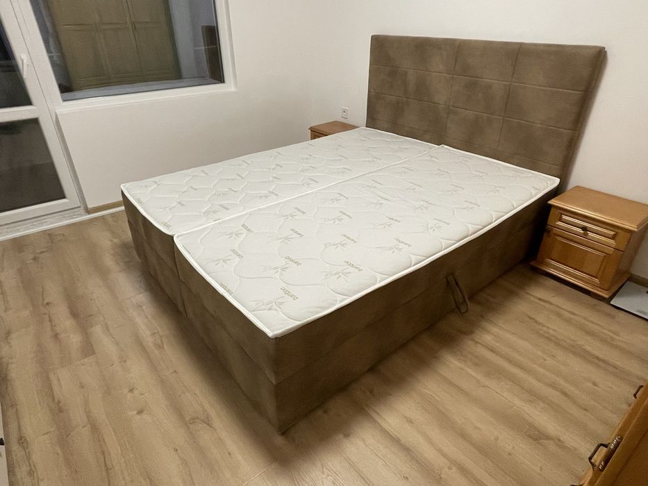 Легло с матрак 160х200см и подарък