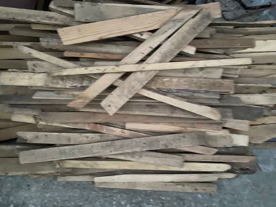 Продавам дървени летви / изрезки