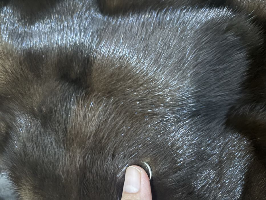 Продам норкавую шубу